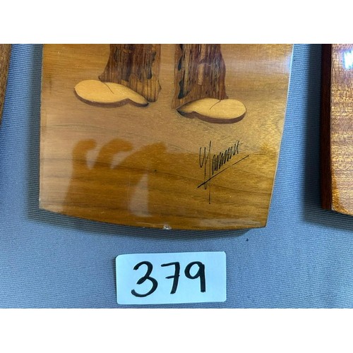 379 - Italian Clown Plaques - Viewing section: O2