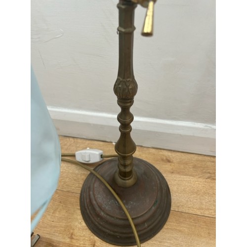 405 - Brass Lamp - Viewing section: O6