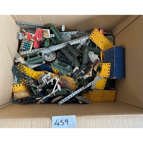 459 - Selection of Meccano  - Viewing section: O20