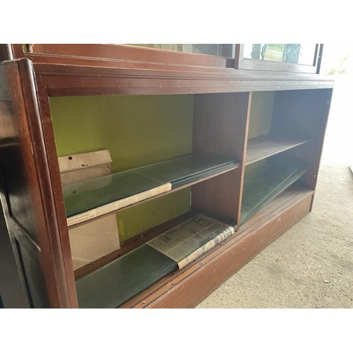 466 - Mid century shop display cabinet  - Viewing section: S8