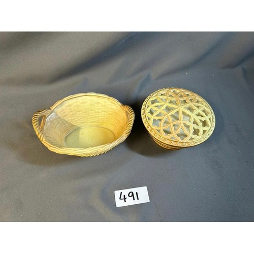 491 - Royal Worcester flower pot and ceramic basket  - Viewing Section: O33 (2)