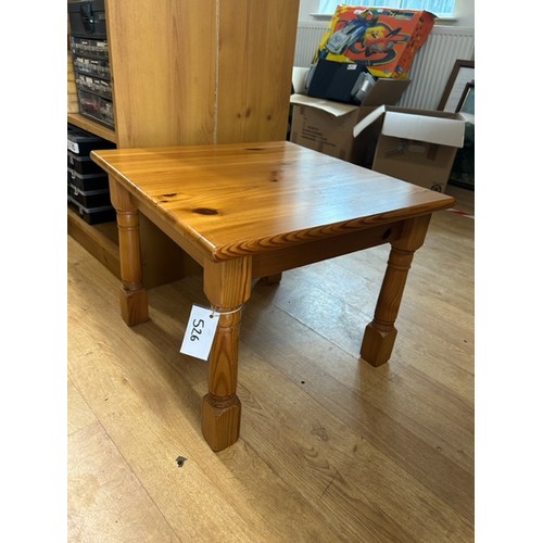 526 - Square pine table - 55cm and 43cm tall - Viewing section: S1