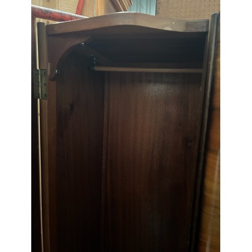 553 - Art Deco Walnut gentleman's wardrobe - Viewing section: S12