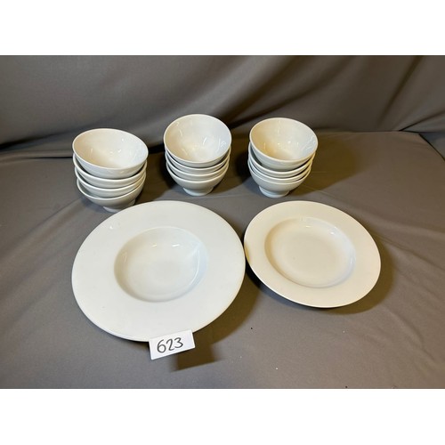 623 - Commercial White plates & 12 Bowls - Viewing section: O20