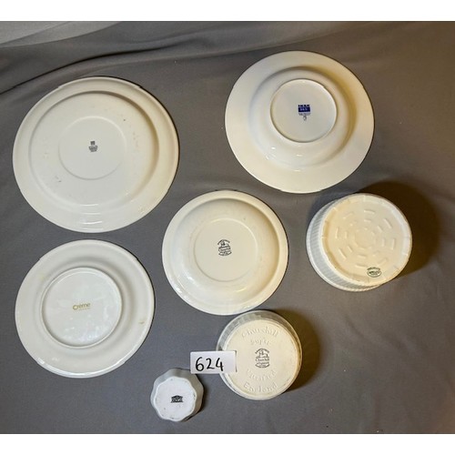 624 - Selection of commercial plates x12, x12 bowls & x2 saucers - Viewing section: O9