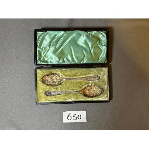 650 - Vintage Spoons - Viewing section: O4