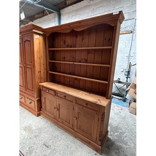 657 - Pine Dresser - Viewing section: S7