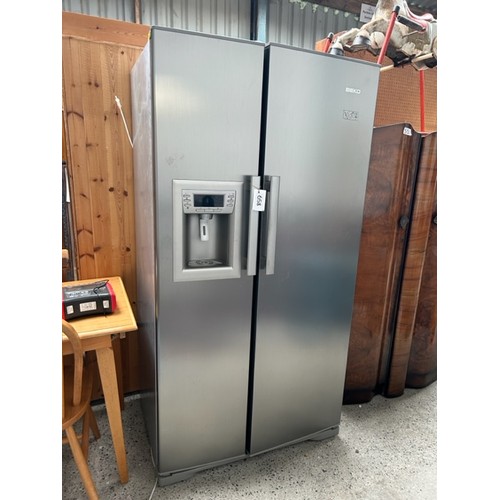 658 - Beko Fridge Freezer - Viewing section: S7