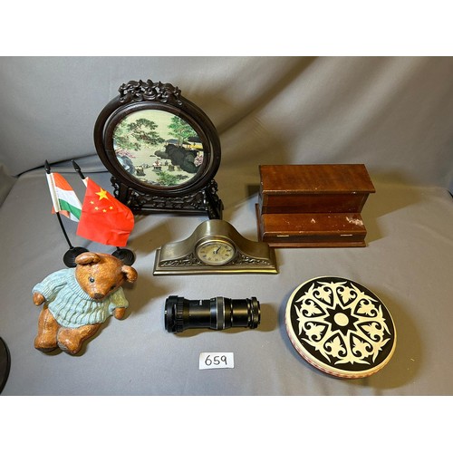 659 - Selection of Misc Items - Viewing section: O15