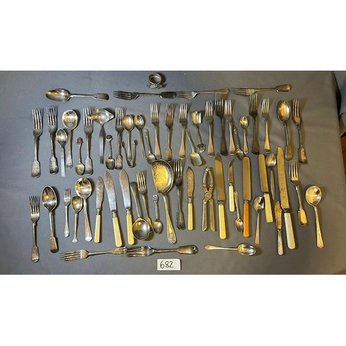 682 - Selection of Stainless steal, ESPN and other various cutlery - Viewing Section: O13