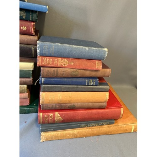 798 - Selection of vintage books  - Viewing section: O29