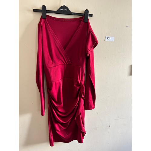 59 - Selection of clothing and 1x pair of size 5 slippers - Viewing Section: O25