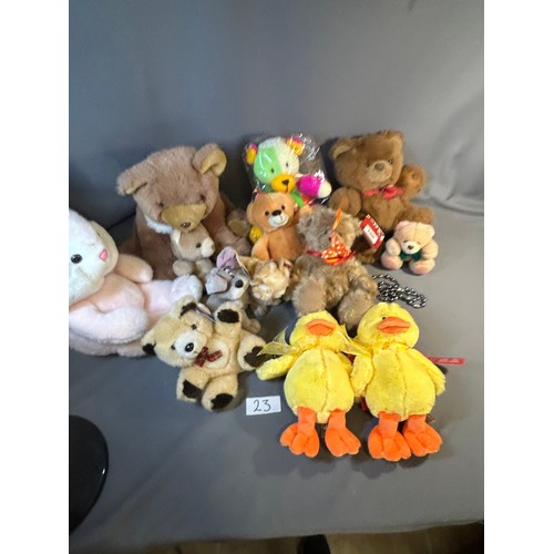 23 - Box of cuddly toys - Viewing Section: S2