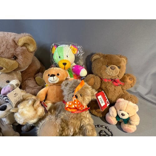 23 - Box of cuddly toys - Viewing Section: S2