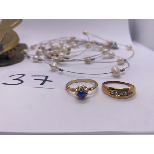 37 - Selection of various jewelry and brass clip - Viewing Section: O35