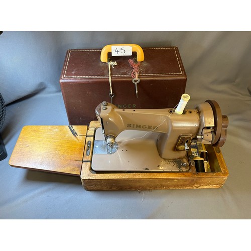 45 - Singer Sewing Machine - Viewing Section: O13