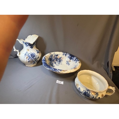 48 - Matching wash bowl and jug plus bedpan - Viewing Section: O12