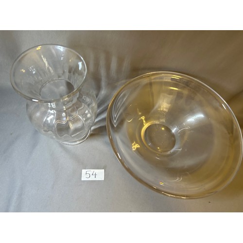 54 - Glass vase and bowl - Viewing Section: O13