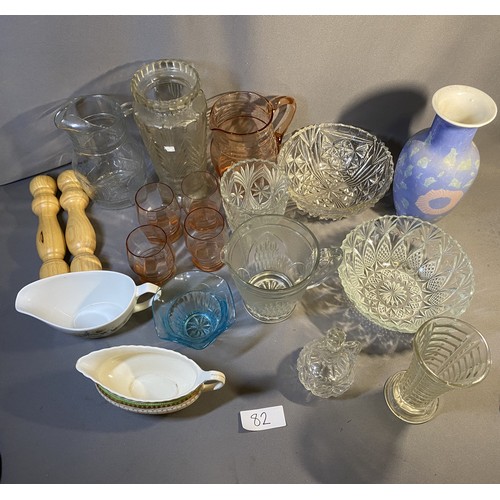 82 - Selection of glassware - Viewing Section: S7