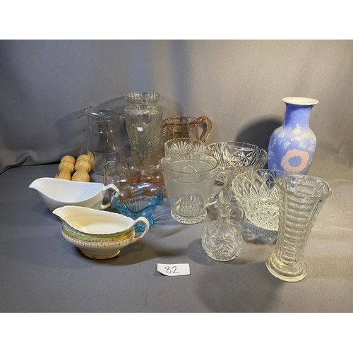 82 - Selection of glassware - Viewing Section: S7