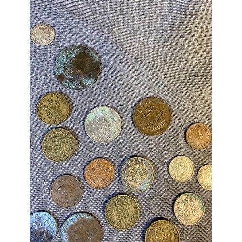 120 - Selection of various vintage coins inc half crowns - Viewing Section: O35