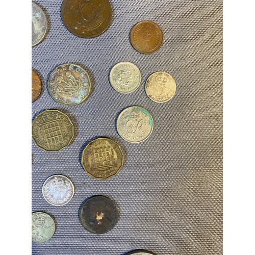 120 - Selection of various vintage coins inc half crowns - Viewing Section: O35