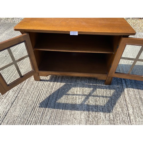 122 - Cherry English oak Tv stand (69 x 102 x 48cm Approx.)  - Viewing Section: S12