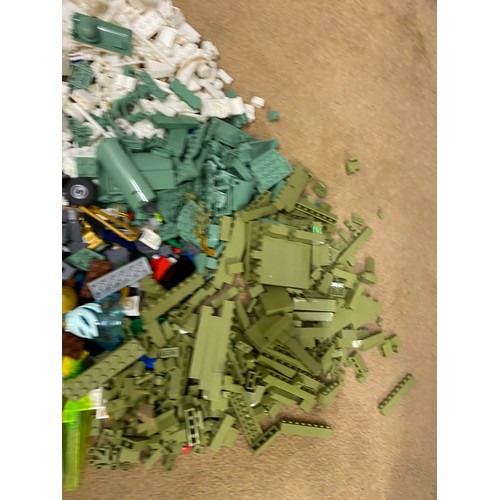 164 - Selection of various Lego - Approximately 5.90kg - Viewing Section: O10