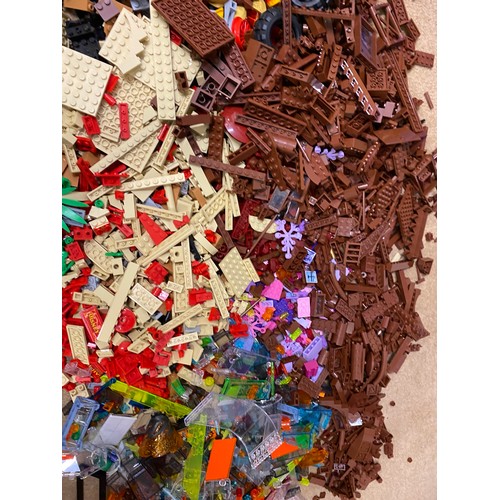 165 - Selection of various Lego - Approx. 5.65kg  - Viewing Section: O3