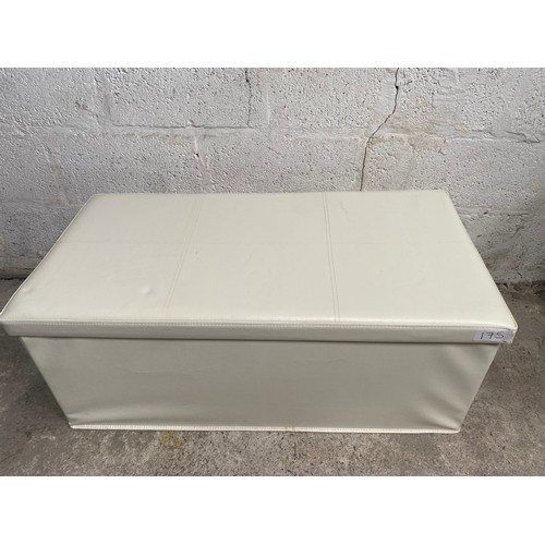 175 - Blanket/storage box - sizes included on the pictures - Viewing Section: S4