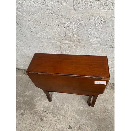 181 - Small drop leaf table - 56 x 50 x 19cm Approx. - Viewing Section: S4