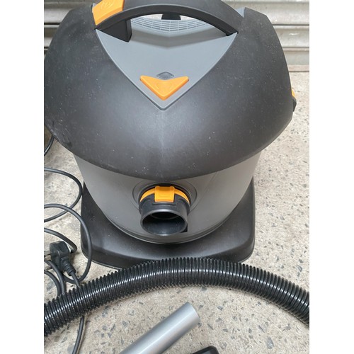 193 - Titan hoover - hardly used - Viewing Section: S4