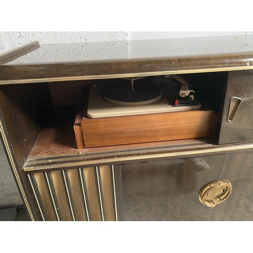 271 - Radiogram - Viewing Section: S5