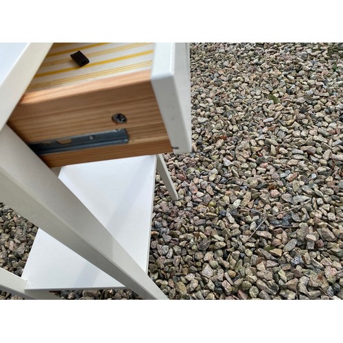 33 - 2x Bedside tables (70 x 46 x 35cm approx.)  - Viewing Section: S1