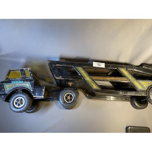 5 - Tonka MR-970 Tractor Unit & Trailer - Viewing Section: O35