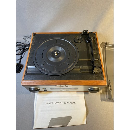 46 - Turntable radio  - Viewing Section: O36