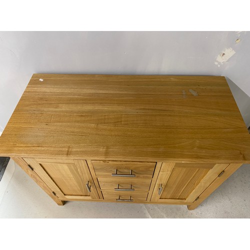 71 - Solid Oak Sideboard - 3 x drawers, 2 cupboards - 97 x 37 x 78 cm approx. - Viewing Section: S14