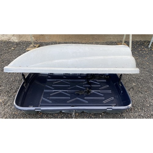 94 - Lockable Roof Box - Viewing Section: S14