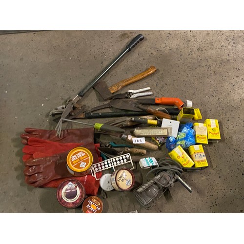 168 - Selection of various Tools - Viewing Section: S14