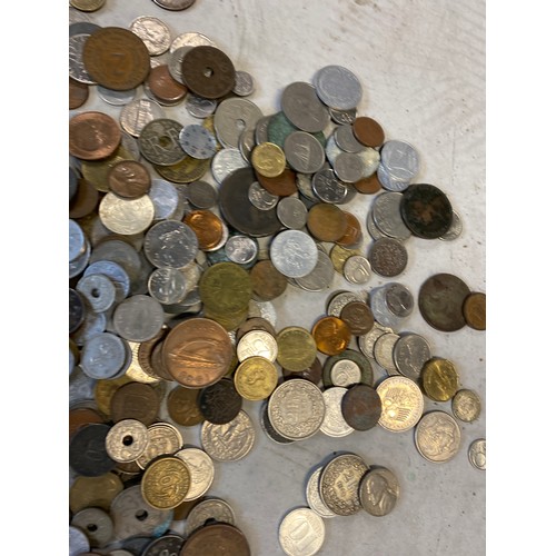 200 - Job lot of foreign & vintage coins - Viewing Section: O1B