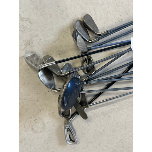 210 - Golf Clubs - Viewing Section: S15