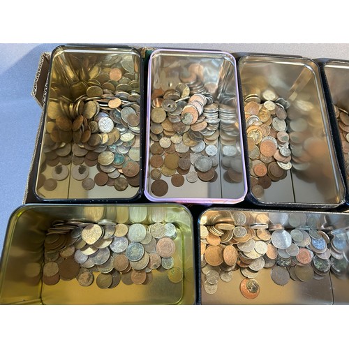 370 - Box of various coins - Viewing Section:  Restricted Viewing please ask office staff if you wish to v... 