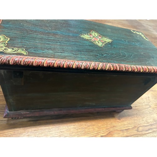 386 - Small Decorative chest - 70cm x 42cm x 34cm approx. - Viewing Section: O22