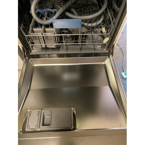 419 - Dishwasher - Viewing Section: S2