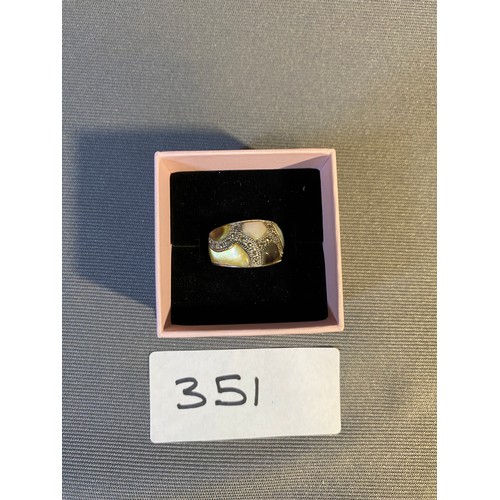 351 - Silver Ring - Viewing Section: O47