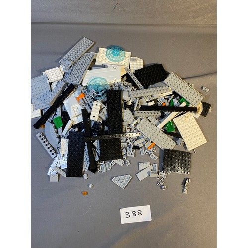 388 - Selection of Lego - Approx. 4.9kg (including box) - Viewing Section: O38