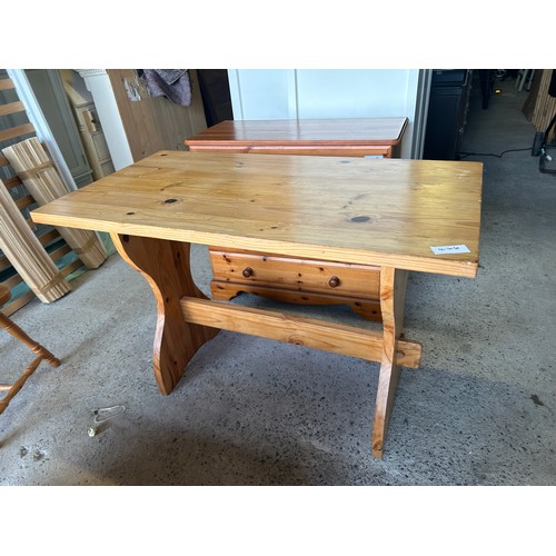 446 - Pine Table - 103 x 61cm approx. - Viewing Section: S12