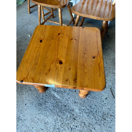 452 - Small Pine Table 60 x 60 x 41cm approx. - Viewing Section: S9