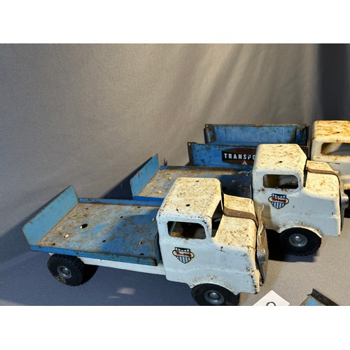 40 - Tri-ang Model Trucks x 3 - Viewing Section: O31