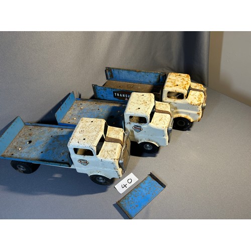 40 - Tri-ang Model Trucks x 3 - Viewing Section: O31